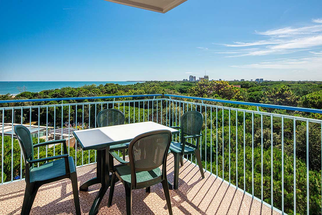 media.bianco_nero_vistamare